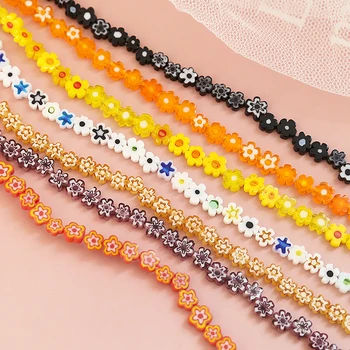 1 String Mini Roztomilý Presklené Farba Malý Kvet Korálkové Diy Ručne Vyrábané Šperky Vlásenky Náramok Guľôčky Príslušenstvo Materiál Charms