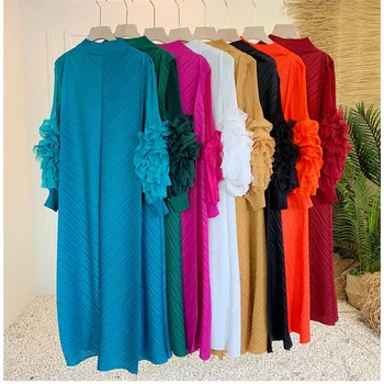 ALSEY Miyake Skladaný Šaty pre Ženy 2024 Jeseň Nové Kolo Golier Módne Farbou Appliques Tenký Dlhý Rukáv Ženské Oblečenie