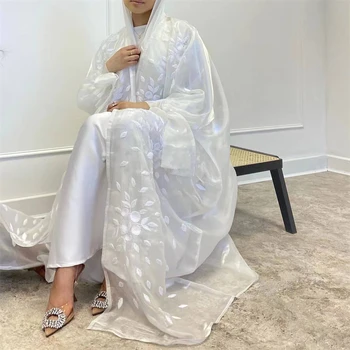 Eid Strany Satin Výšivky Moslimských Žien Otvoriť Abaya Cardigan Šaty Kimono Dubaj Arabských Kaftan Ramadánu Islamskej Župan Turecko Jalabiya
