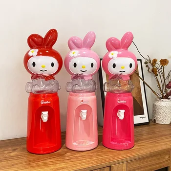 Sanrio Kawaii Hello Kitty Zásobník Vody MyMelody Sladké Anime Deti Domov Dievča, písací Stôl Bezpečné a Prenosné 2L Mini Zásobník Vody