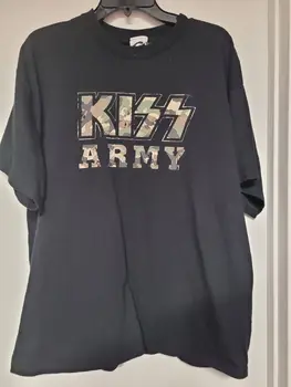 VINTAGE VINYL KISS ARMY CAMO LOGO T-Shirt Veľkosť XL
